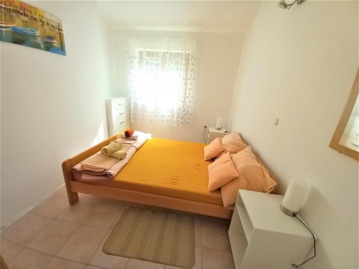 Apartments Olea Baška Buitenkant foto
